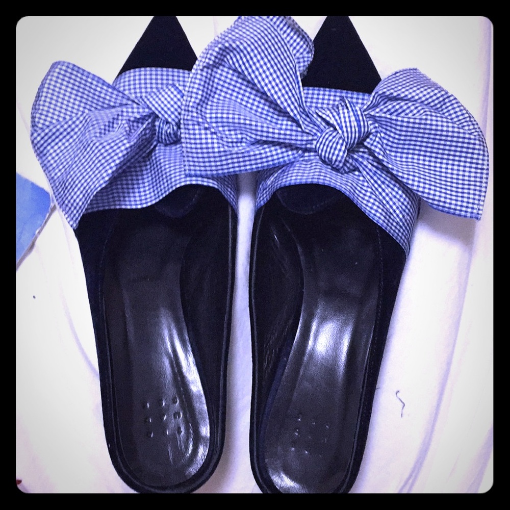 Trademark Velvet Shoes